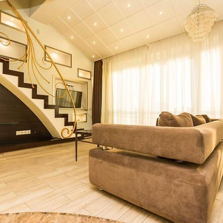 Wonderful Penthouse In Centr Of Chisinau Lägenhet Exteriör bild